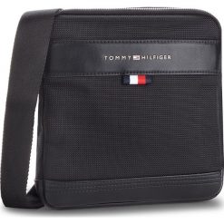 Saszetka TOMMY HILFIGER - Tommy Tailored Mini AM0AM03514 002. Torby na ramię marki Tommy Hilfiger. W wyprzedaży za 239.00 zł.