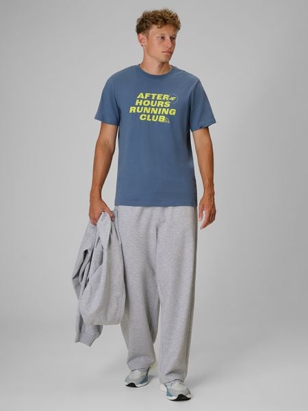 4F T-shirt regular z nadrukiem męski - denim M. Niebieskie t-shirty 4F, m, bez wzorów, z bawełny, bez kołnierzyka, bez ramiączek. Za 59.99 zł.