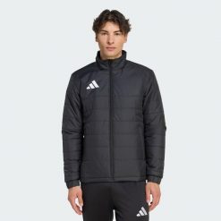 Lekka kurtka Entrada26. Białe kurtki Adidas, bez wzorów, bez kaptura. Za 239.99 zł.