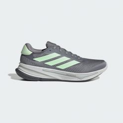 Buty Supernova Ease. Szare buty do biegania Adidas, bez wzorów, bez zapięcia, do biegania. Za 399.00 zł.
