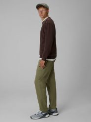 4F Spodnie casual męskie - khaki L. Brązowe spodnie materiałowe 4F, na co dzień, l, bez wzorów, z bawełny, casualowe, z standardowym stanem. Za 189.99 zł.