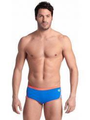 Arena Kąpielówki w kolorze niebieskim rozmiar: 8. Niebieskie kąpielówki Arena, bez wzorów, z materiału. Za 110.04 zł.