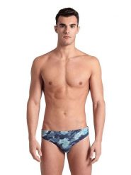 Arena Kąpielówki w kolorze granatowo-turkusowym rozmiar: 5. Niebieskie kąpielówki Arena, bez wzorów, z materiału. Za 61.75 zł.