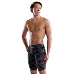 Strój kombinezon męski startowy pływacki Funkita Apex Predator Night Run. Czarne odzież kąpielowa FUNKITA, m, bez wzorów, sportowe. Za 1,259.99 zł.