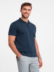 Koszulka męska polo z zapinanym na zamek kołnierzykiem – granatowa V7 OM-POSS-0132 - XXL. Niebieskie koszulki polo sportowe Ombre Clothing, l, z aplikacjami, z bawełny, bez kołnierzyka, bez ramiączek. Za 83.99 zł.