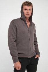 Sweter męski z wełną dziewiczą ARMANI EXCHANGE. Swetry nierozpinane Armani Exchange, m, bez wzorów, z wełny, bez kołnierzyka, bez ramiączek. Za 799.00 zł.