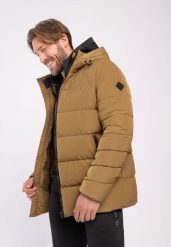 Krótka kurtka pikowana J‑ LYSS. Białe kurtki Volcano, na zimę, m, bez wzorów, z dzianiny, bez kaptura. Za 399.99 zł.