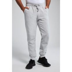 Męskie Spodnie dresowe ściągane sznurkiem nowoczesny krój do roz. 8XL. Szare szorty JAY-PI, m, bez wzorów, z bawełny. Za 244.99 zł.