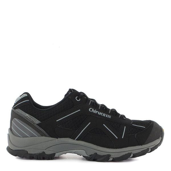 Buty trekkingowe Chiruca Sumatra 03 Gore-Tex. Czarne buty trekkingowe Chiruca, bez wzorów, z gore-texu, bez zapięcia. Za 645.00 zł.