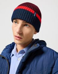 WRANGLER MĘSKA CZAPKA ZIMOWA SIGN OFF BEANIE DAHLIA 112356869 W0M9016299. Czapki zimowe Wrangler, bez wzorów. Za 79.99 zł.