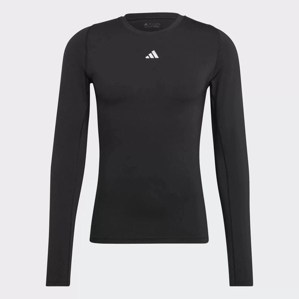 Koszulka męska adidas Techfit Aeroready Long Sleeve Tee. Czarne bielizna termoaktywna Adidas, m, bez wzorów, bez ramiączek, do piłki nożnej. W wyprzedaży za 125.45 zł.