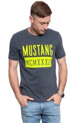 MUSTANG Alex C Print 1009008 4085. T-shirty Mustang, m, bez wzorów, bez kołnierzyka, bez ramiączek. Za 69.99 zł.