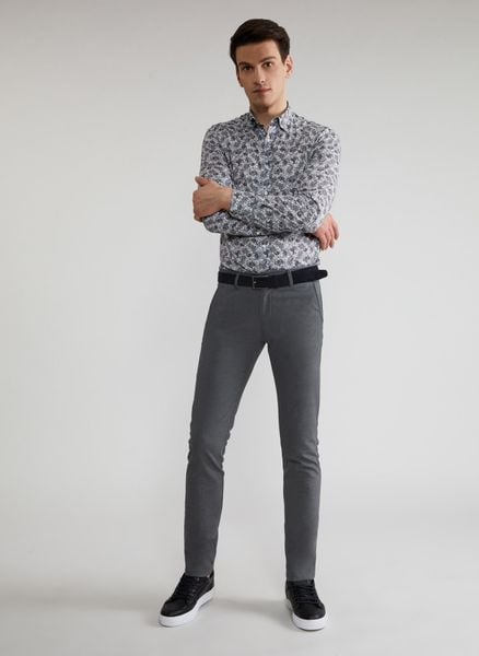 Spodnie męskie antracytowe P22SF-WX-002-L-0. Szare spodnie materiałowe Pako Lorente, na co dzień, l, bez wzorów, z elastanu, casualowe. Za 89.99 zł.