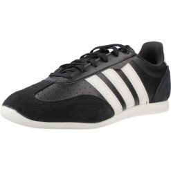 Buty ADIDAS BARREDA LO Czarny. Czarne buty trekkingowe Adidas, bez wzorów, ze skóry, bez zapięcia, trekkingowe. Za 304.15 zł.