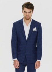 PAKO LORENTE – Granatowa marynarka garniturowa w czerwono-niebieską kratkę. Czerwone garnitury Pako Lorente, na komunię, m, bez wzorów, z lycry. Za 649.99 zł.