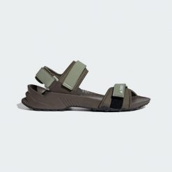Sandały Terrex Hydroterra. Brązowe sandały Adidas, bez zapięcia. Za 239.00 zł.