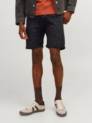Jack & Jones Szorty dżinsowe "Chris" w kolorze czarnym rozmiar: M. Czarne szorty Jack & Jones, m, z aplikacjami, z jeansu, klasyczne. Za 90.45 zł.