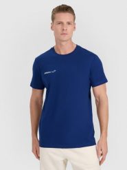 4F T-shirt regular z nadrukiem męski - granatowy L. Niebieskie t-shirty 4F, l, bez wzorów, z bawełny, bez kołnierzyka, bez ramiączek. W wyprzedaży za 59.99 zł.