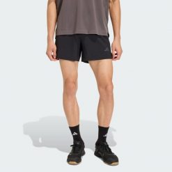 Szorty D4T Essentials. Czarne szorty Adidas, bez wzorów, sportowe. Za 179.00 zł.