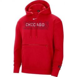 Bluza sportowa męska Nike Bulls Courtside. Czerwone bluzy z kapturem Nike, m, z aplikacjami, z dzianiny, z kapturem. Za 455.00 zł.
