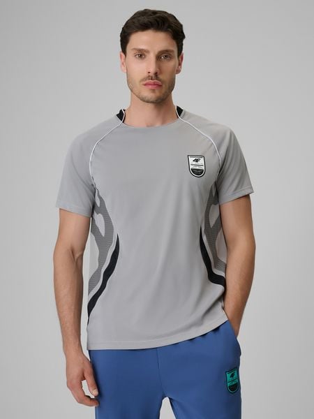 4F Koszulka piłkarska regular szybkoschnąca męska - szara M. Szare t-shirty 4F, l, bez wzorów, z materiału, bez kołnierzyka, bez ramiączek. Za 129.99 zł.