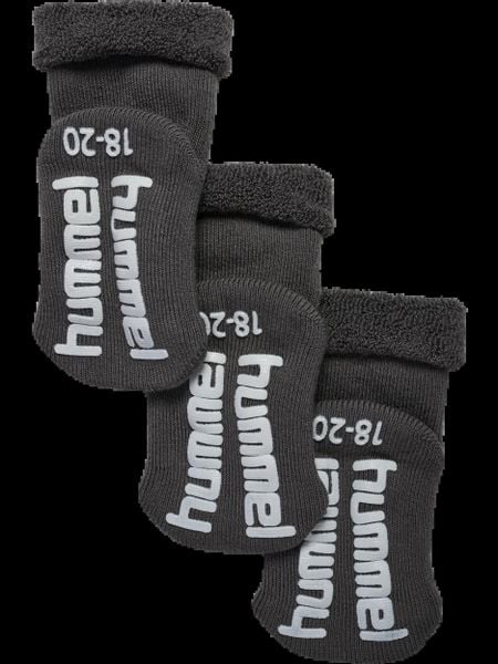 Hummel hmlMINI NON SLIP 3-PACK SOCK — Niskie skarpetki antypoślizgowe. Szare skarpety Hummel, bez wzorów, z bawełny. Za 149.00 zł.