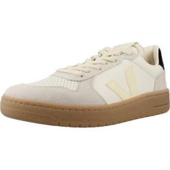 Buty VEJA VE3320942B Biały. Białe buty turystyczne Veja, bez wzorów, z tkaniny, bez zapięcia, trekkingowe. Za 789.99 zł.