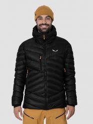 Salewa Kurtka puchowa "Ortles Med 3" w kolorze czarnym rozmiar: XXL. Czarne kurtki Salewa, na zimę, xxl, bez wzorów, z puchu, bez kaptura. Za 959.95 zł.