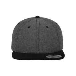 Czapka typu snapback Flexfit Chambray-Suede. Czarne czapki z daszkiem FLEXFIT, bez wzorów. Za 102.55 zł.