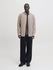 Jack & Jones Koszula - Regular fit - w kolorze szarobrązowym rozmiar: M. Brązowe koszule Jack & Jones, m, bez wzorów, z bawełny, bez kołnierzyka, bez ramiączek. Za 122.09 zł.