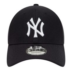 Męska Czapka Z Daszkiem 9Forty Mlb League New York Yankees. Czarne czapki z daszkiem New Era, bez wzorów, z materiału. Za 219.99 zł.