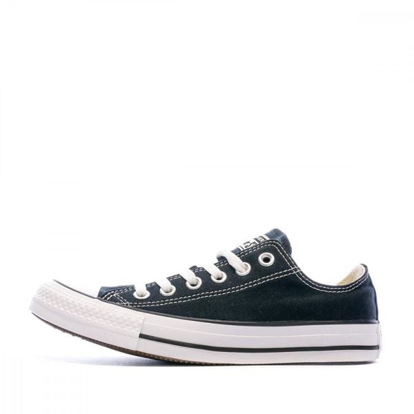 Trampki Converse Chuck Taylor All Star Classic Ox. Białe trampki Converse, bez wzorów, bez zapięcia. Za 249.00 zł.