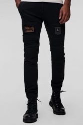 AERONAUTICA MILITARE Czarne męskie bojówki Jersey Anti-G. Czarne joggery i bojówki Aeronautica Militare, l, bez wzorów, z bawełny. W wyprzedaży za 839.99 zł.