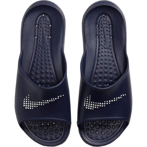Klapki basenowe Męskie Nike Victori One Shower Slide. Niebieskie klapki Nike. Za 134.18 zł.