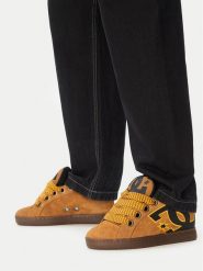 DC Shoes Sneakersy EO-COURT GRAFFIK PUFF DC04304272 Brązowy. Brązowe buty sportowe casual DC Shoes, bez wzorów, ze skóry, bez zapięcia. Za 379.99 zł.
