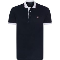 Koszulka polo "Utility" w kolorze granatowym. Koszulki polo marki Sir Raymond Tailor. W wyprzedaży za 130.95 zł.