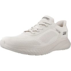 Buty SKECHERS BOB SQUAD CHAOS SOLID STEP Biały. Białe buty trekkingowe Skechers, bez wzorów, z tkaniny, bez zapięcia, trekkingowe, skechers sport. Za 364.99 zł.