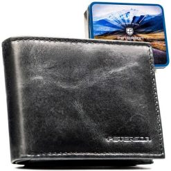 Czarny portfel męski ze skóry naturalnej bez zapięcia zewnętrznego - Peterson. Czarne portfele Peterson, bez wzorów, ze skóry. Za 59.99 zł.
