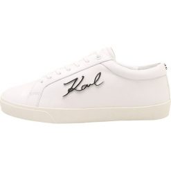 KARL LAGERFELD SKOOL SIGNIA LACE LO Sneakersy niskie white. Buty sportowe casual marki KARL LAGERFELD. Za 839.00 zł.