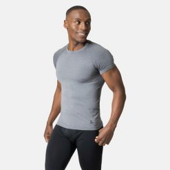 Koszulka termoaktywna z krótkim rękawem męska Odlo PERFORMANCE LIGHT ECO. Szare bielizna termoaktywna ODLO, m, bez wzorów, z elastanu, bez ramiączek, na jogę i pilates. Za 259.99 zł.