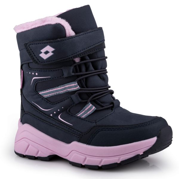 Buty dziecięce zimowe ocieplane Lotto NIZINA TEX K. Czerwone espadryle Lotto, bez wzorów, z materiału, bez obcasa, bez zapięcia. Za 148.00 zł.