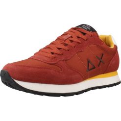 Buty SUN68 TOM SOLID Czerwony. Czerwone buty trekkingowe SUN68, bez wzorów, ze skóry, bez zapięcia, trekkingowe. Za 224.99 zł.