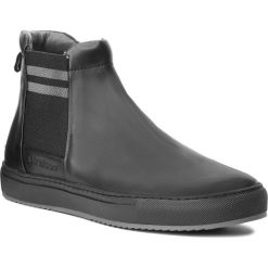 Sztyblety STRELLSON - Evans 4010002467 Black 900. Sztyblety marki Strellson. W wyprzedaży za 379.00 zł.