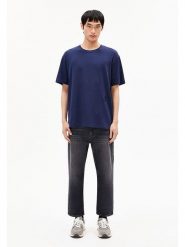 Armedangels Koszulka "Aadru" w kolorze granatowym rozmiar: M. Niebieskie bezrękawniki armedangels, m, bez wzorów, z bawełny, bez kołnierzyka, bez ramiączek. Za 108.99 zł.