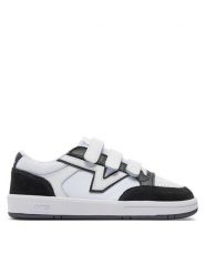 Vans Sneakersy Lowland Cc V VN000CTH6BT1 Czarny. Czarne buty sportowe casual Vans, bez wzorów, z materiału, bez zapięcia. Za 429.99 zł.