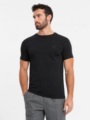 T-shirt męski SLIM FIT z elastanem i printem – czarny V1 OM-TSBC-0222 - XXL. Czarne t-shirty Ombre Clothing, l, bez wzorów, z bawełny, bez kołnierzyka, bez ramiączek. W wyprzedaży za 39.99 zł.