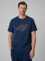 4F T-shirt regular z nadrukiem męski - granatowy L. Niebieskie t-shirty 4F, l, bez wzorów, z bawełny, bez kołnierzyka, bez ramiączek. Za 59.99 zł.
