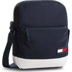 Saszetka TOMMY HILFIGER - Escape Reporter AM0AM03419 901. Saszetki i nerki marki Tommy Hilfiger. W wyprzedaży za 239.00 zł.