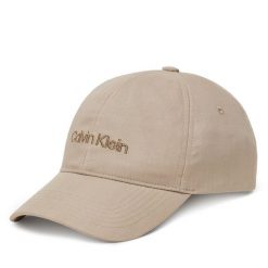 Czapka z daszkiem Calvin Klein. Brązowe czapki z daszkiem CALVIN KLEIN, bez wzorów. Za 179.99 zł.