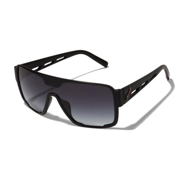 Okulary przeciwsłoneczne z bronią. Czarne okulary przeciwsłoneczne AURAK. Za 754.95 zł.